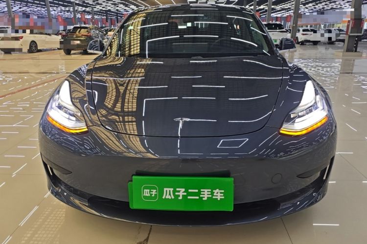 Tesla Model 3 2020 — 2
