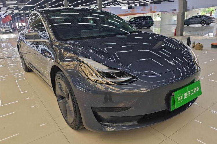 Tesla Model 3 2020 — 3
