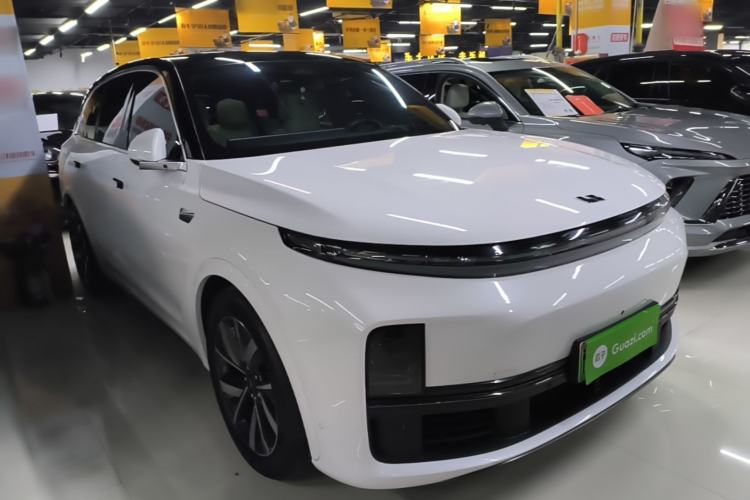 Li Auto L7 2023 — 3