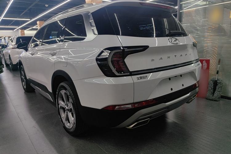 Hyundai Santa Fe 2023 — 4