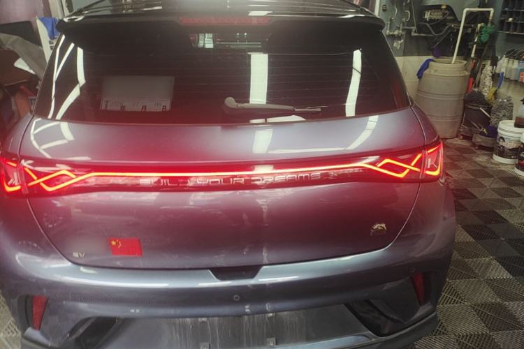 BYD Dolphin 2023 — 5