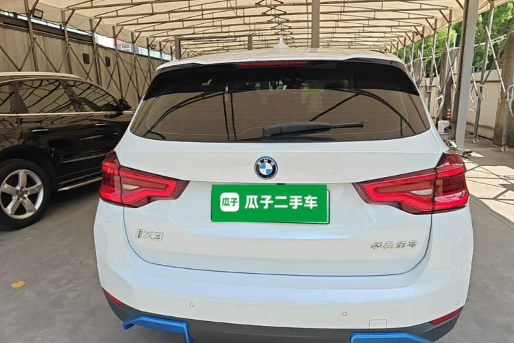 BMW iX3 2021 — 5