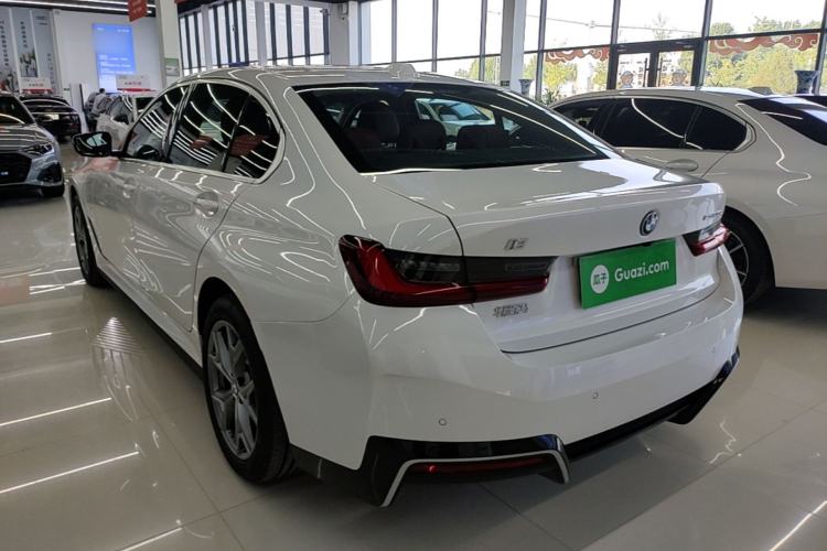 BMW i3 2026 — 4