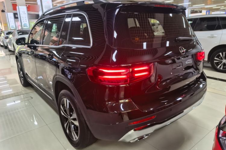 Mercedes-Benz GLB 200 2024 — 4