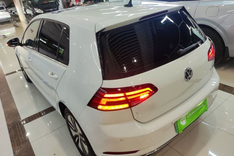 Volkswagen golf pure electric 2020 — 4