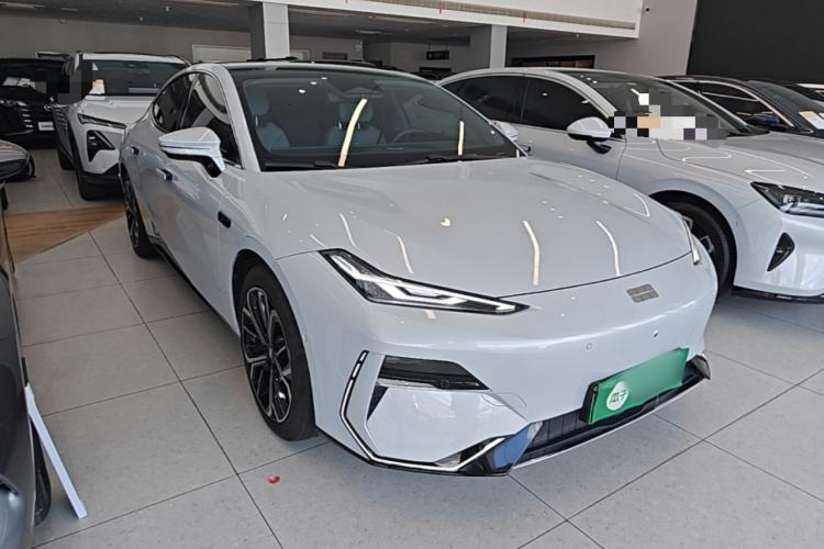 Geely Galaxy E8 2025 — 3
