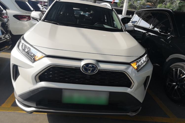 Toyota rav4 rongfang plug in hybrid 2021 — фото 2