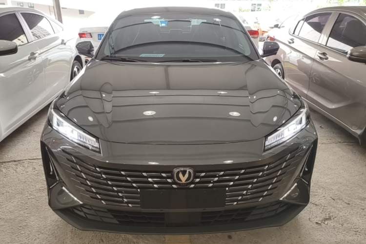 ChangAn Eado 2025 — 2