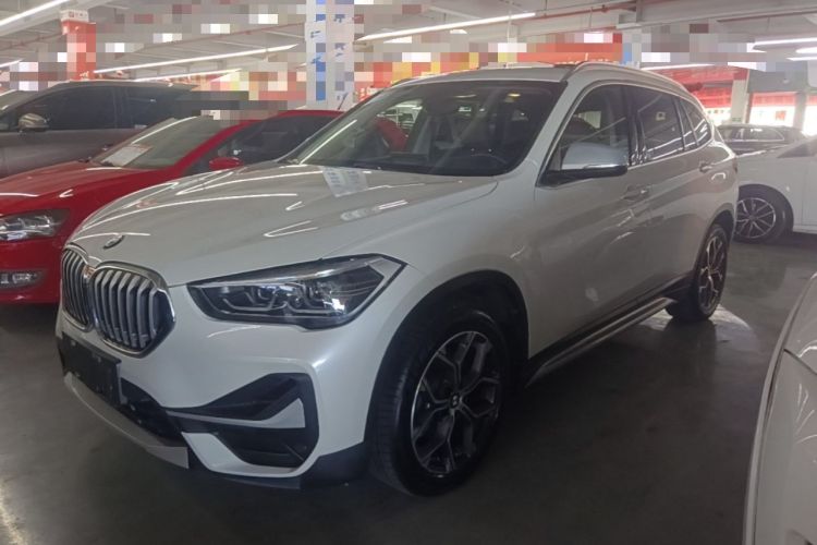 BMW X1 2021 — фото 1