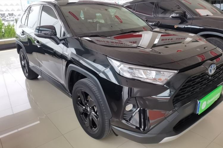 Toyota RAV4 2020 — 3