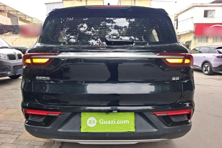 Geely Haoyue 2020 — 5