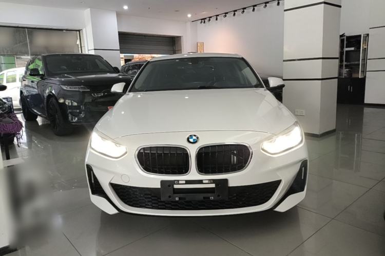 BMW 120i 2021 — фото 2