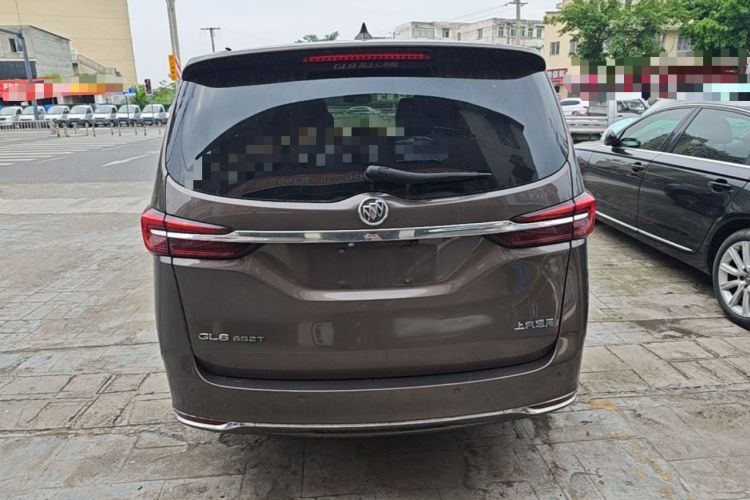 Buick GL8 2021 — 5