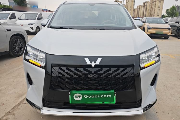 Wuling Starlight 730 2025 — 2