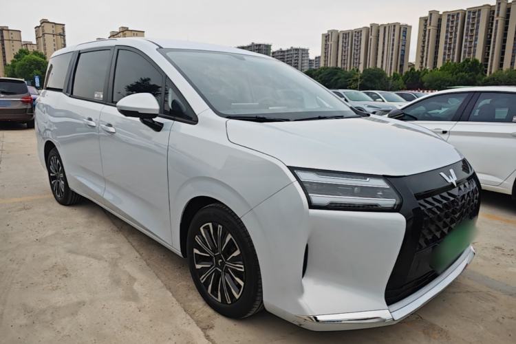 Wuling Starlight 730 2025 — 3