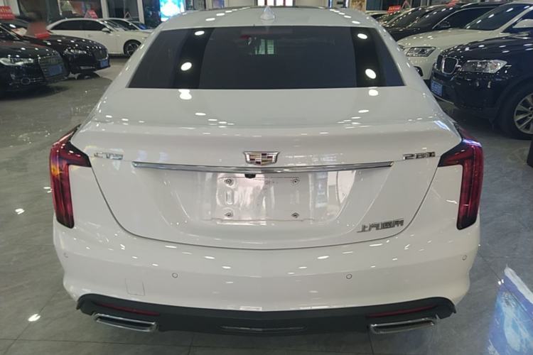 Cadillac CT5 2022 — 5