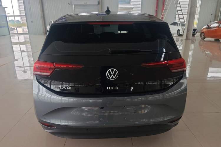 Volkswagen ID.3 2023 — 5