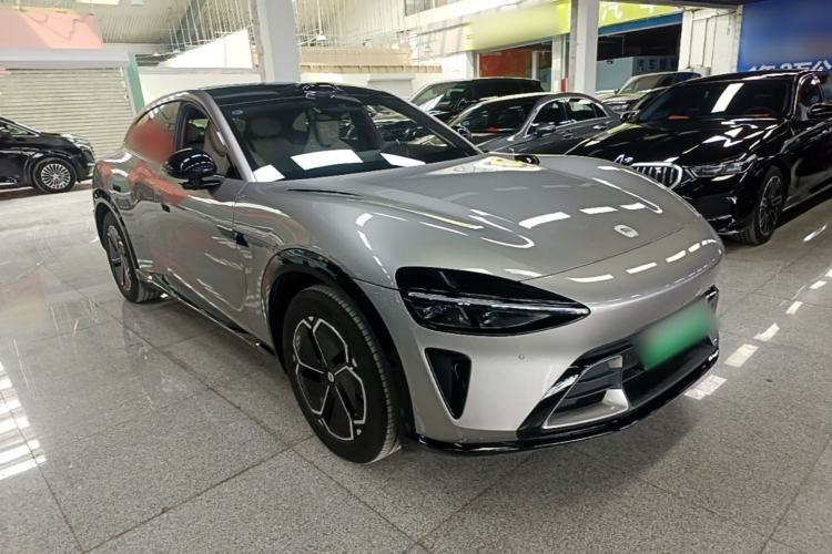 Xiaomi Auto YU7 2025 — фото 3