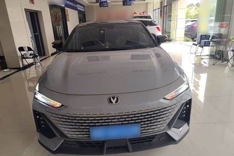 ChangAn UNI-V 2023 — 2