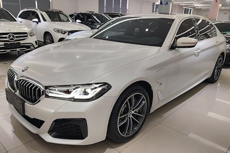 BMW 535Le 2021 — фото 1