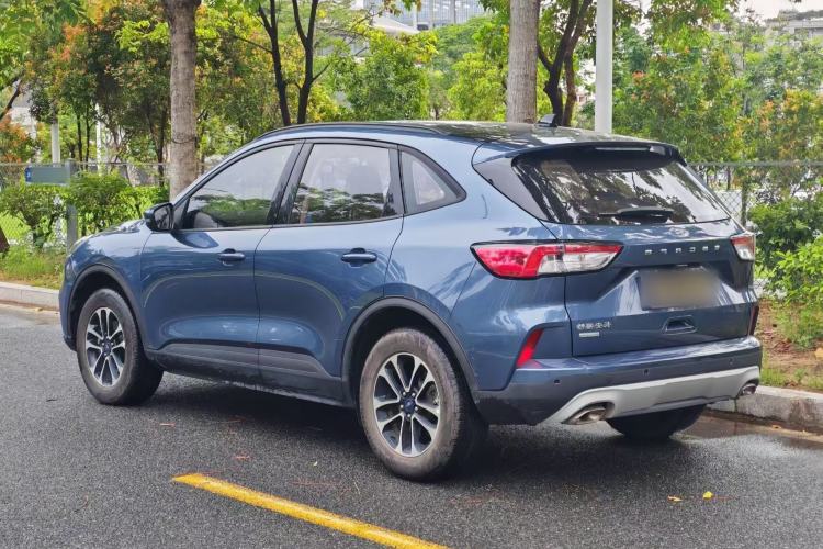 Ford Escape 2020 — 4