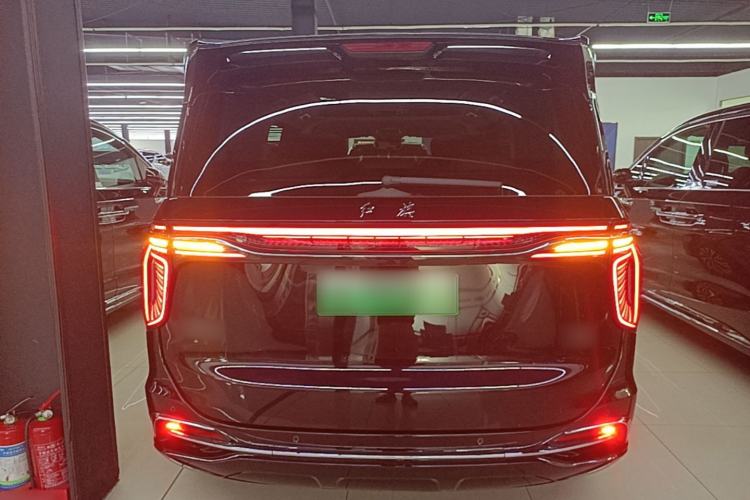 Hongqi HQ9 PHEV 2024 — фото 5