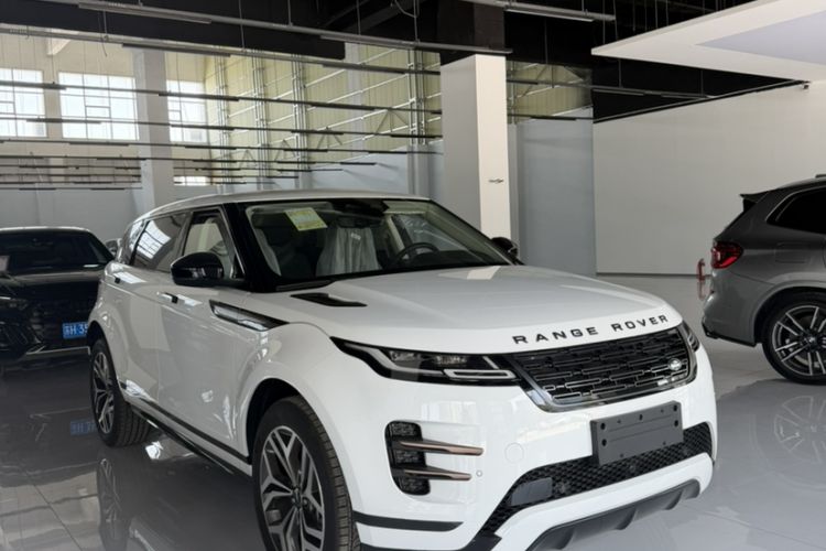 Land Rover Range Rover Evoque 2026 — фото 3