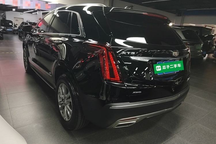 Cadillac XT5 2021 — фото 4