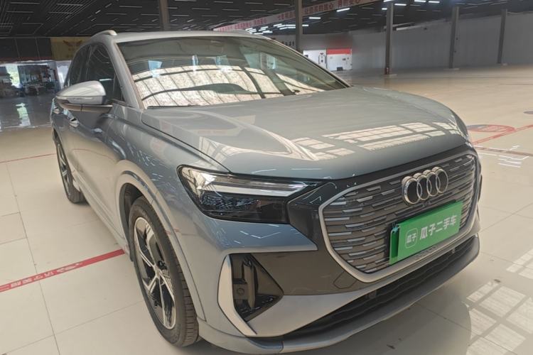 Audi Q4 e-tron 2024 — 3