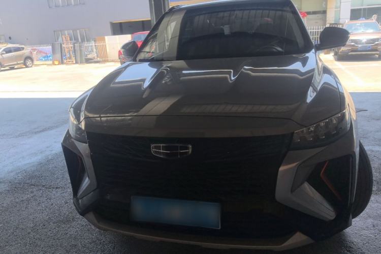 Geely Emgrand X7 2022 — 2