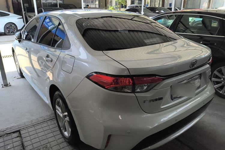 Toyota Corolla 2021 — 4