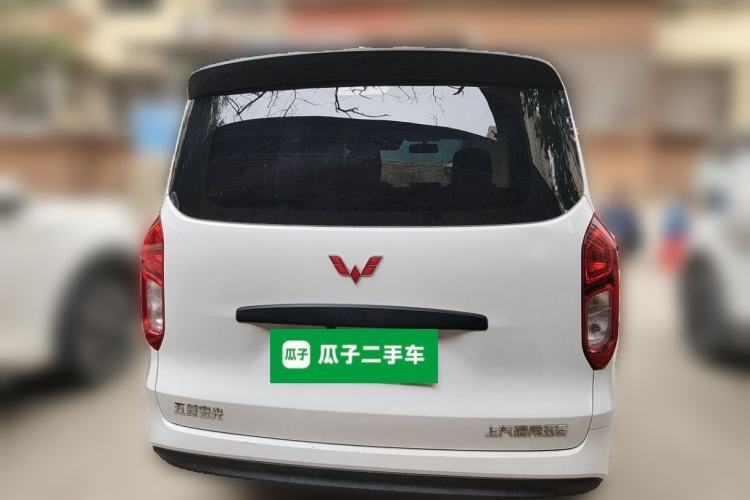 Wuling Hongguang 2025 — 5