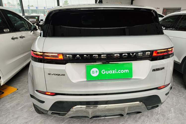 Land Rover rover range rover evoque 2024 — фото 5