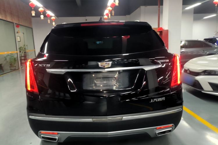 Cadillac XT5 2021 — 5