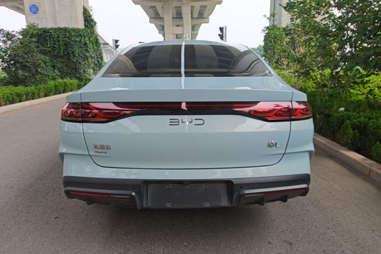 BYD Qin L 2024 — 5
