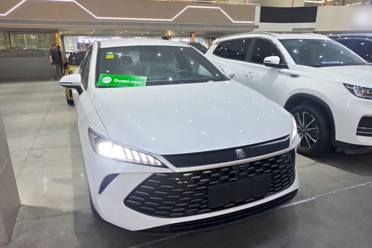 BYD Qin PLUS 2026 — 3