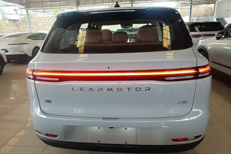 Leapmotor C10 2026 — 5