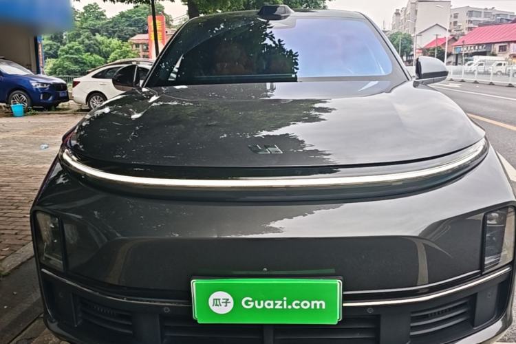 Li Auto L7 2023 — 2