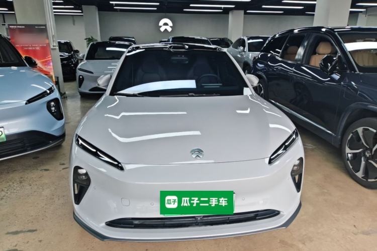 NIO ET5 2022 — 2