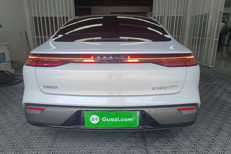 Geely Galaxy 8 2025 — 5
