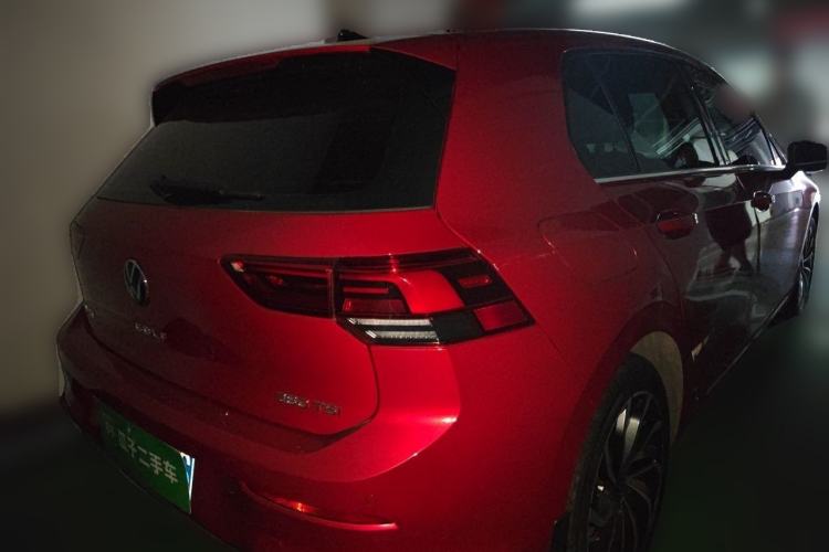 Volkswagen Golf 2023 — 5