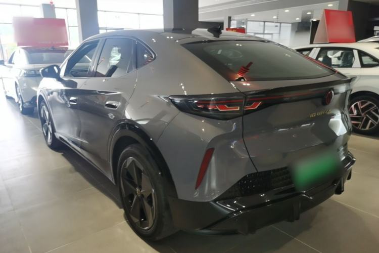 Volkswagen ID.UNYX 2024 — 4