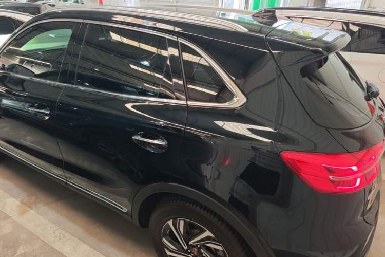 Hongqi HS5 2022 — 4