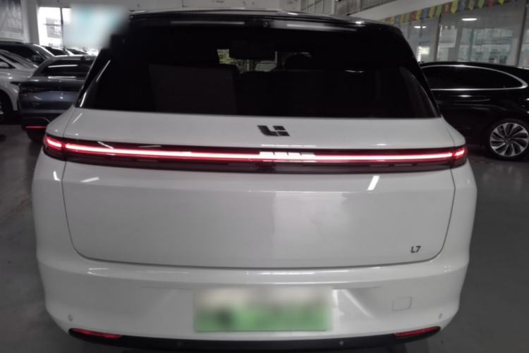 Li Auto L7 2023 — 5