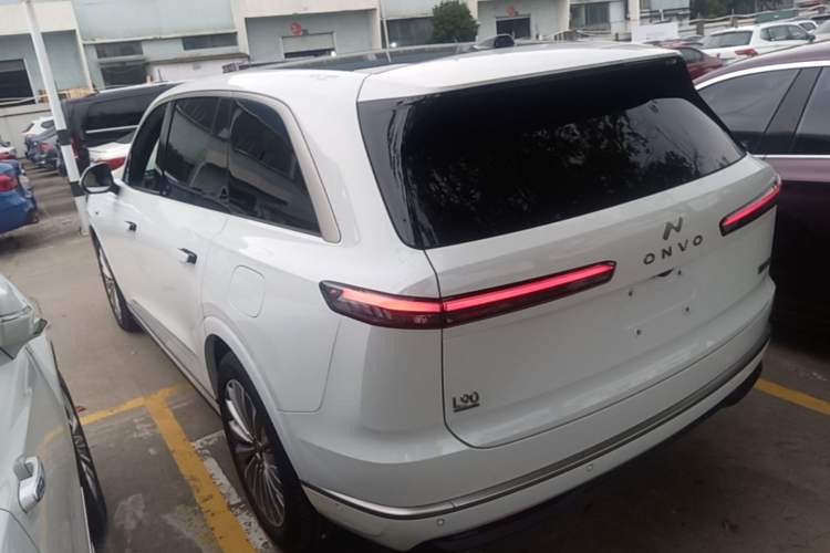 Onvo L90 2025 — 4