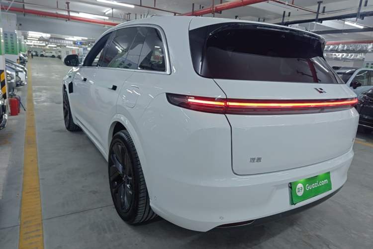 Li Auto L7 2023 — 4