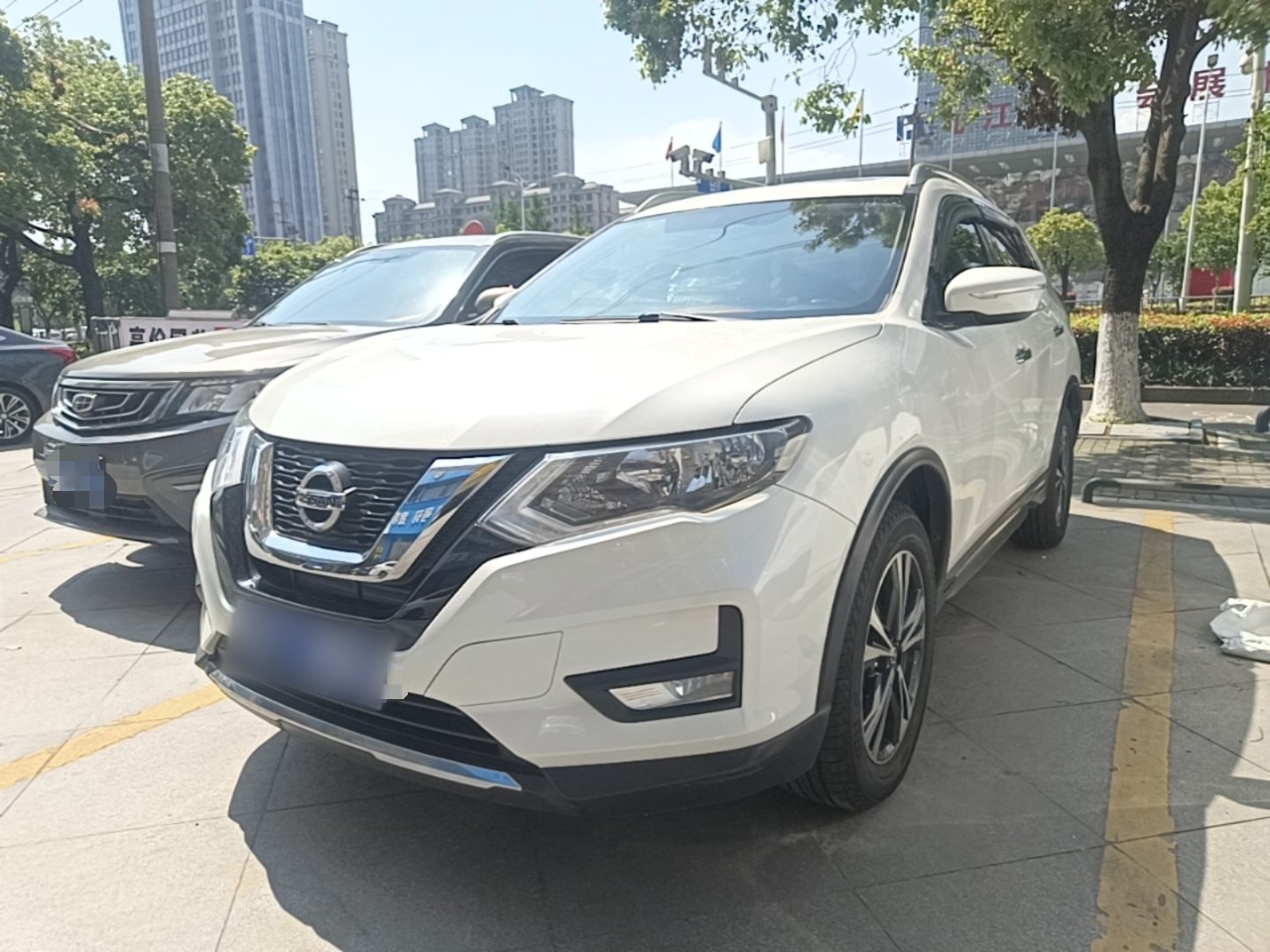 Nissan Rogue 2021 — фото 1