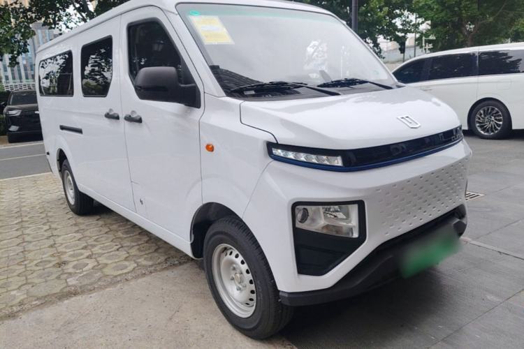 Farizon Xingxiang V 2025 — 3