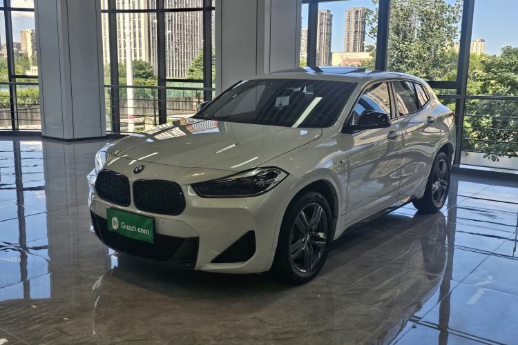 BMW X2 2023 — фото 1