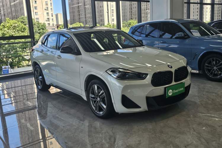 BMW X2 2023 — фото 3